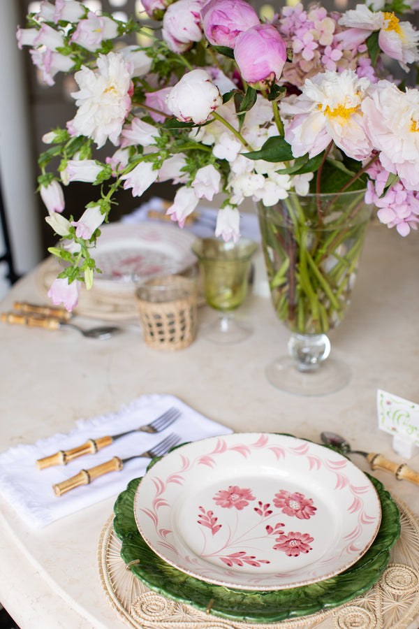 Casa Nuno Pink and White Dinner Plate, 3 Flowers/Vines